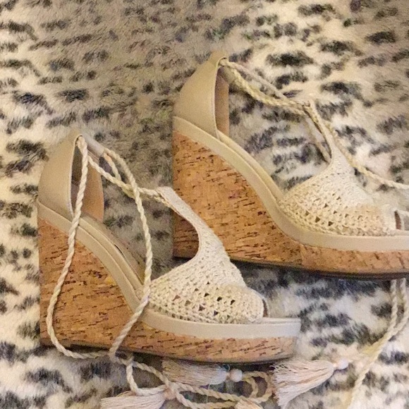 MODA SPANA - Crochet Wedges Heels - Picture 4 of 8